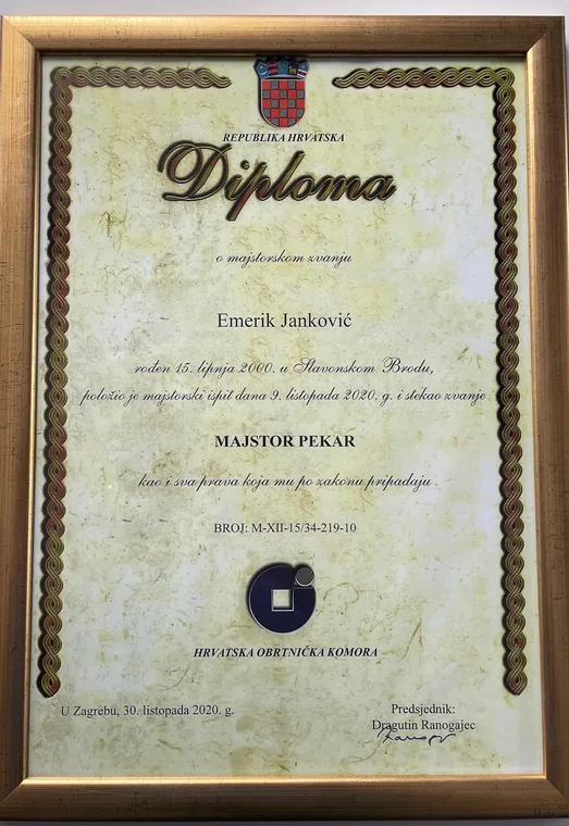 Uokvirena diploma o majstorskom zvanju Emerika Jankovića, majstor pekar, Hrvatska obrtnička komora, 30. listopada 2020.